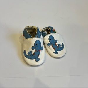 Carozoo Slipper Shoes Leather Soft Soles Toddler Size  4.5”